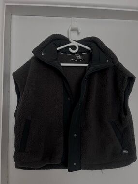 O'Neill Black Sherpa Vest with Snap Front